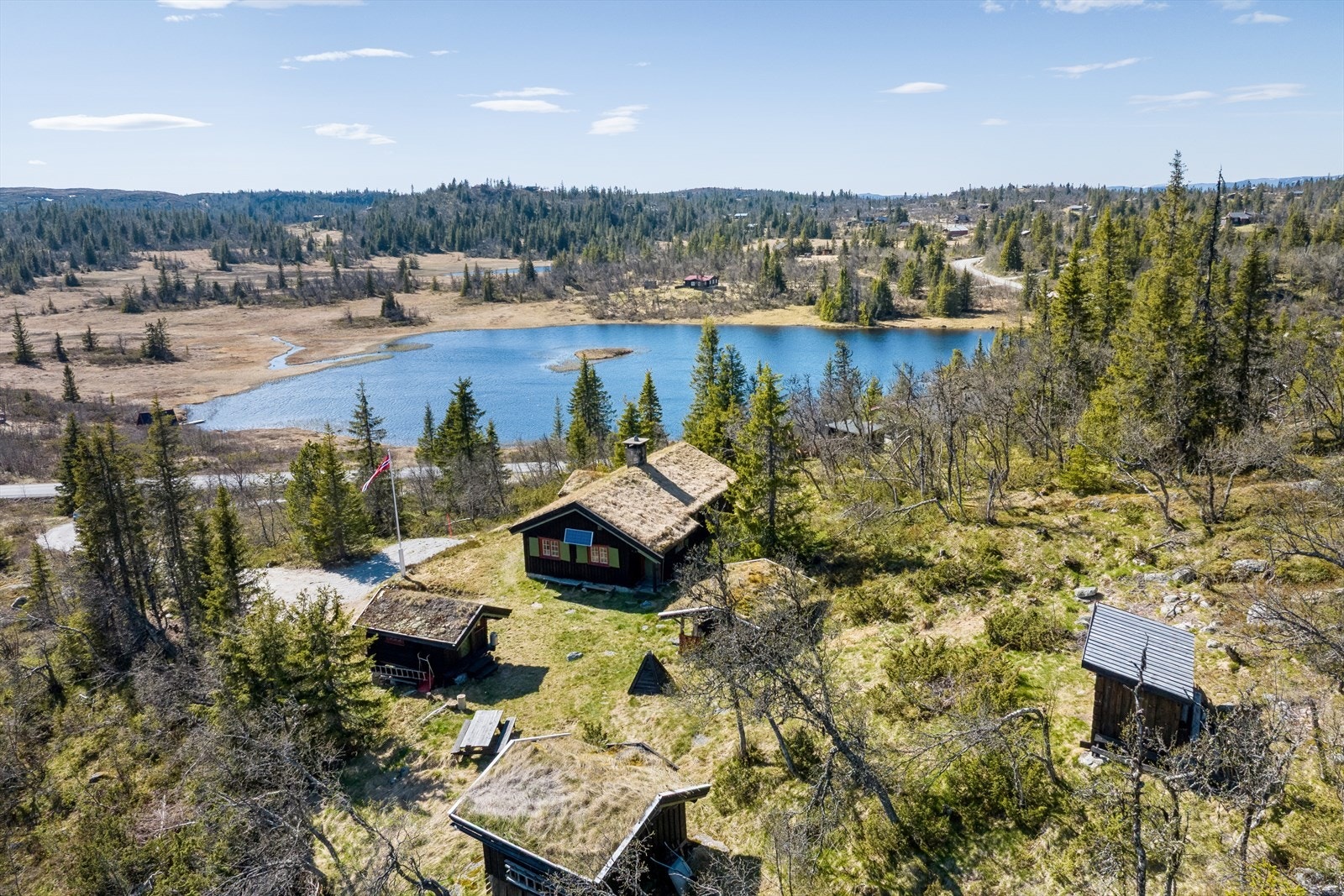 Velkommen til Teinvassåsvegen 445! Fotograf: Tor Solberg. Galleribilde