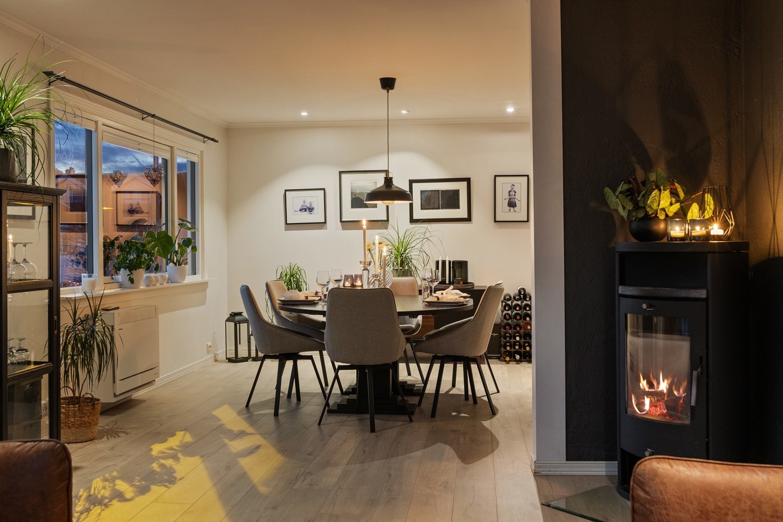 Stue 2. etg Galleribilde