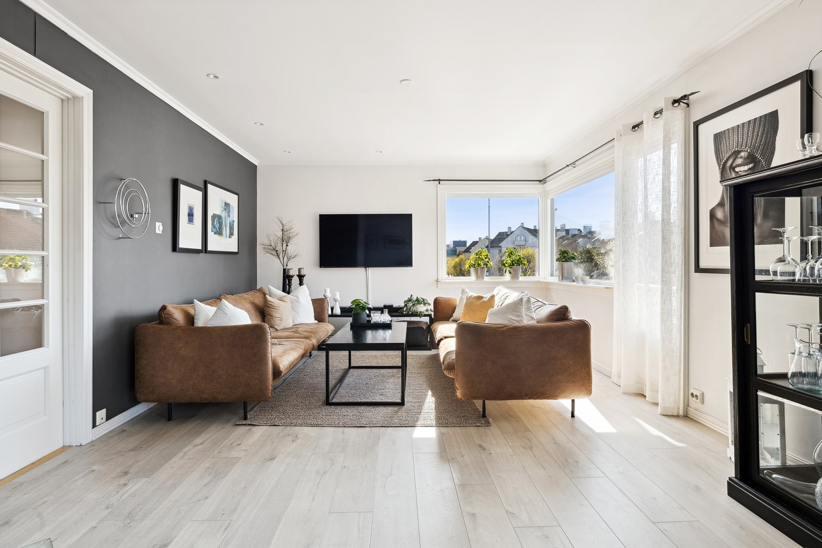 Stue 2.etg Galleribilde