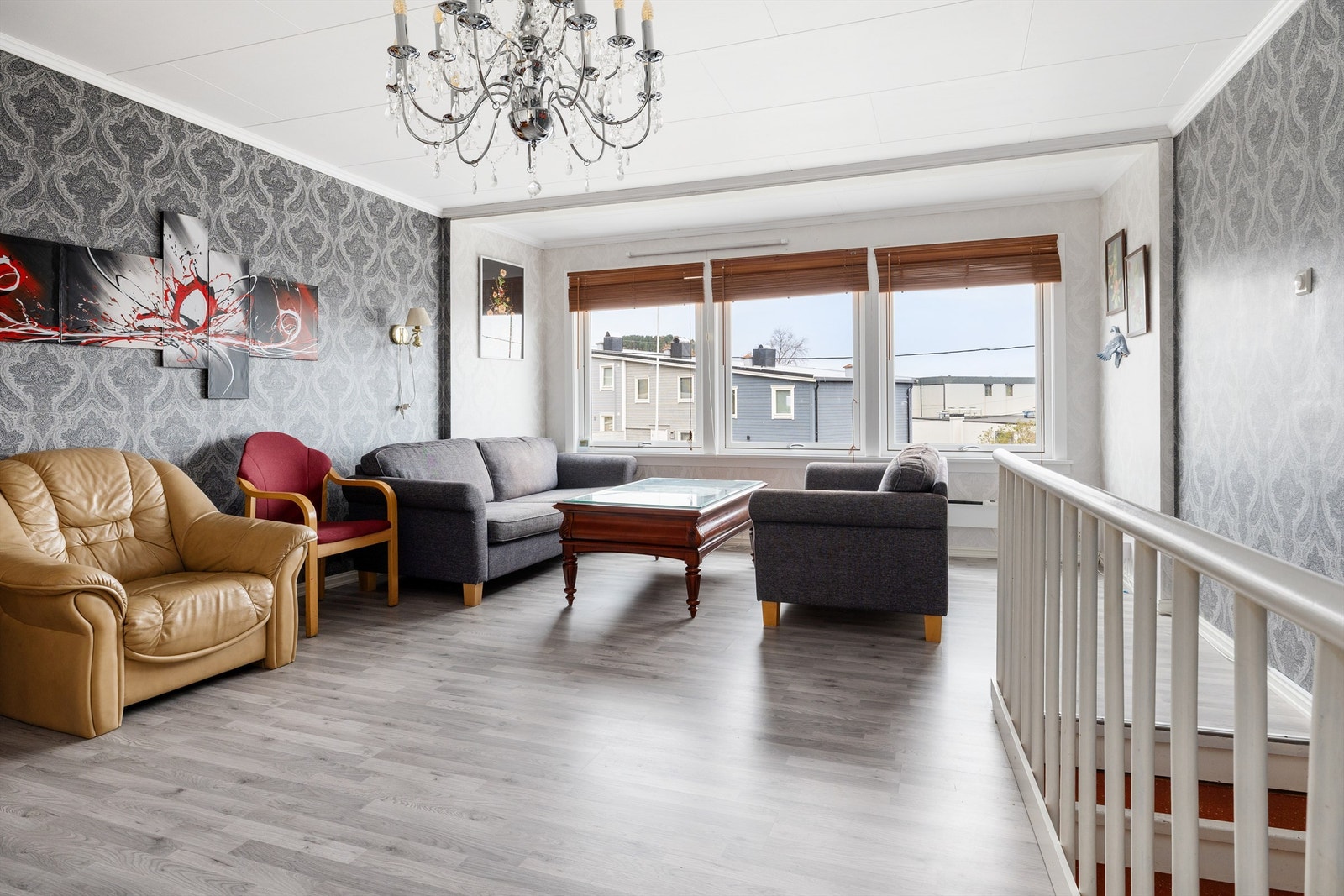 Velkommen til kleivane 12 presenter av Vetle Lande v/Møremegling Galleribilde