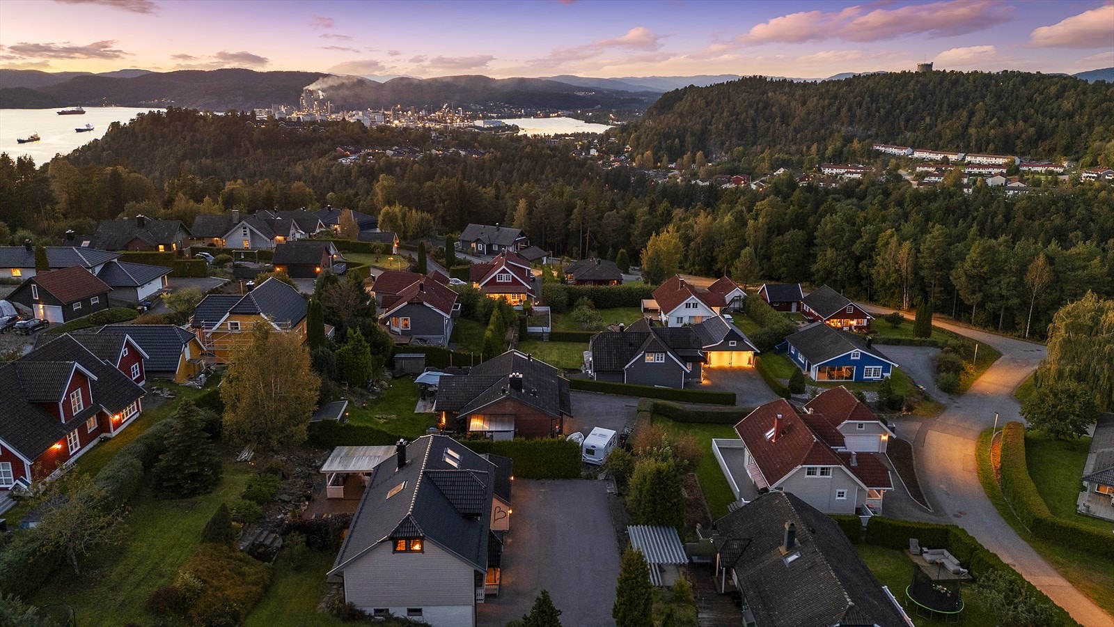 Dronefoto Galleribilde