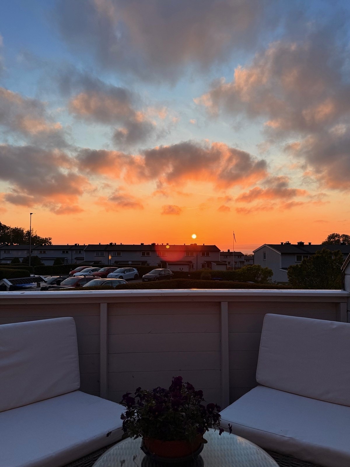 Nyt solnedgangen på terrassen. Privat foto. Galleribilde