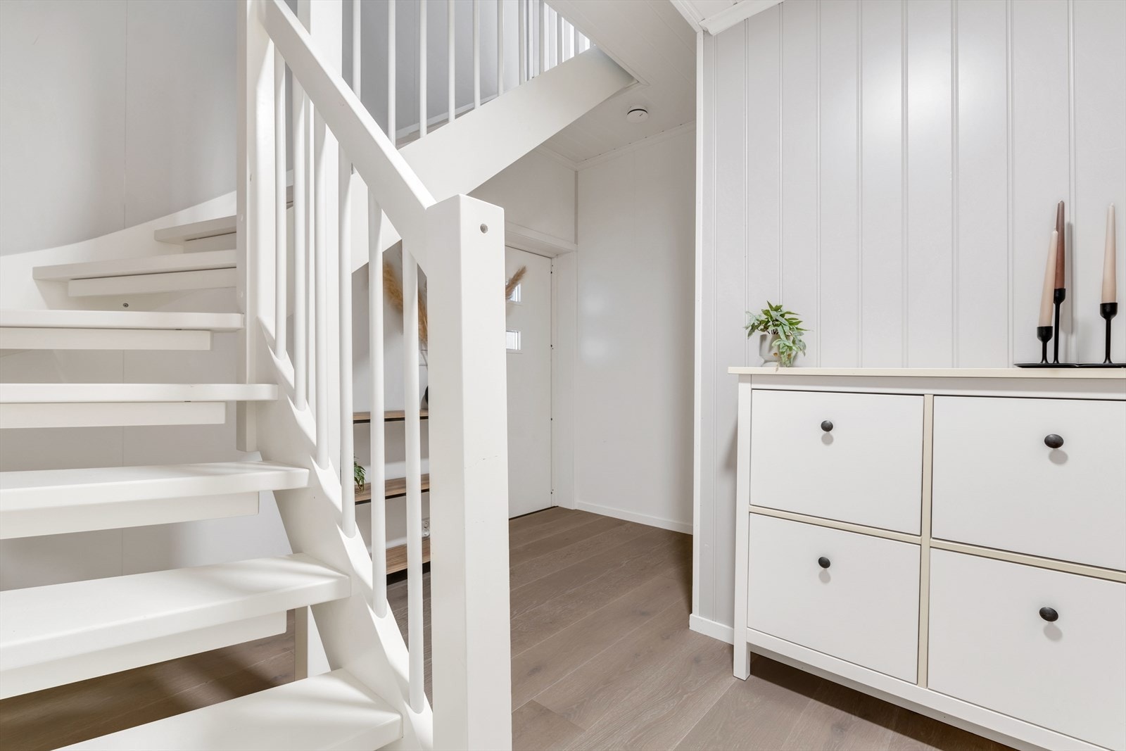 Gang i underetasjen Galleribilde