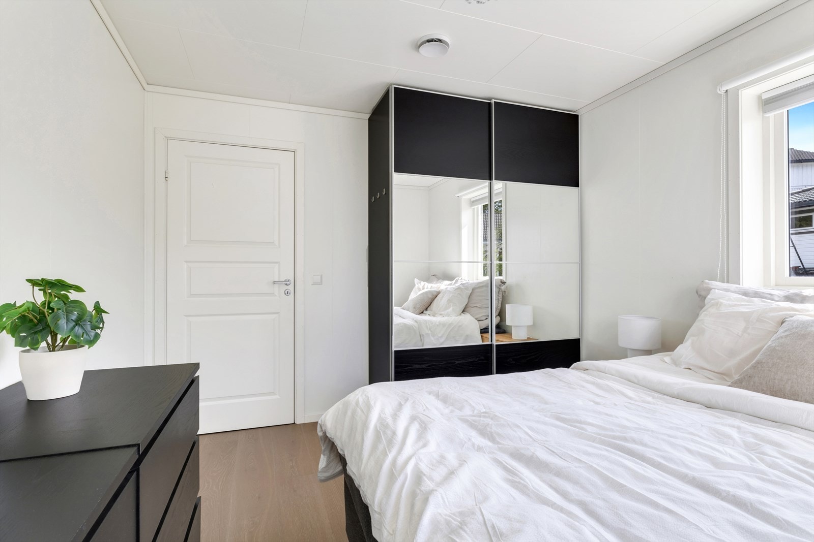 Stort hovedsoverom på 11,3m² Galleribilde