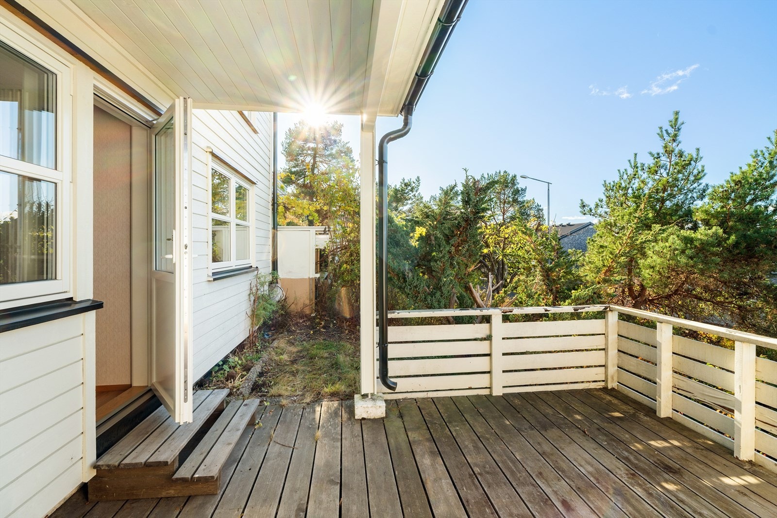 Her er det godt å lene seg tilbake i solveggen. Galleribilde