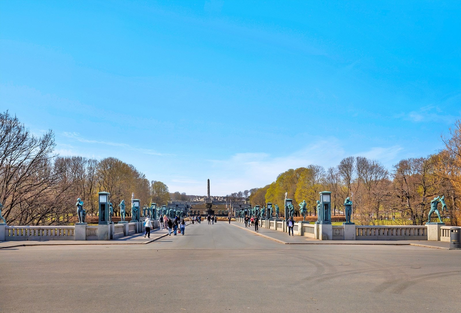 Frognerparken byr på rekreasjonsmuligheter, og er Oslos største park. Galleribilde