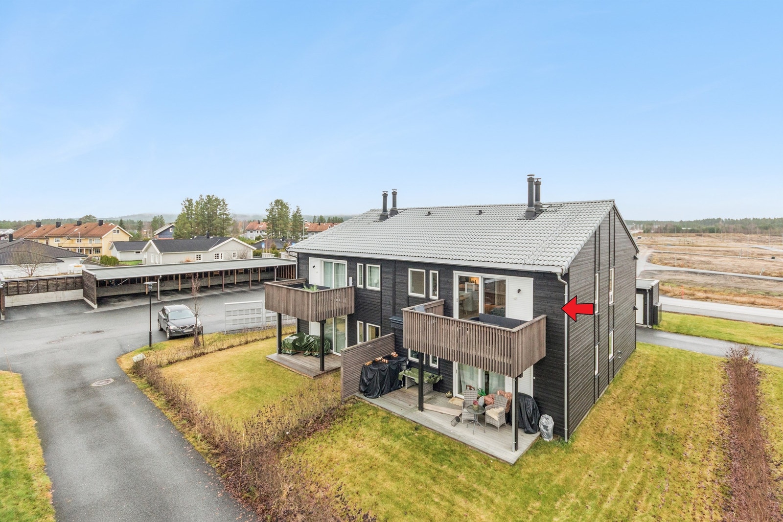 Pilen viser leilighetens beliggenhet i bygget. Galleribilde