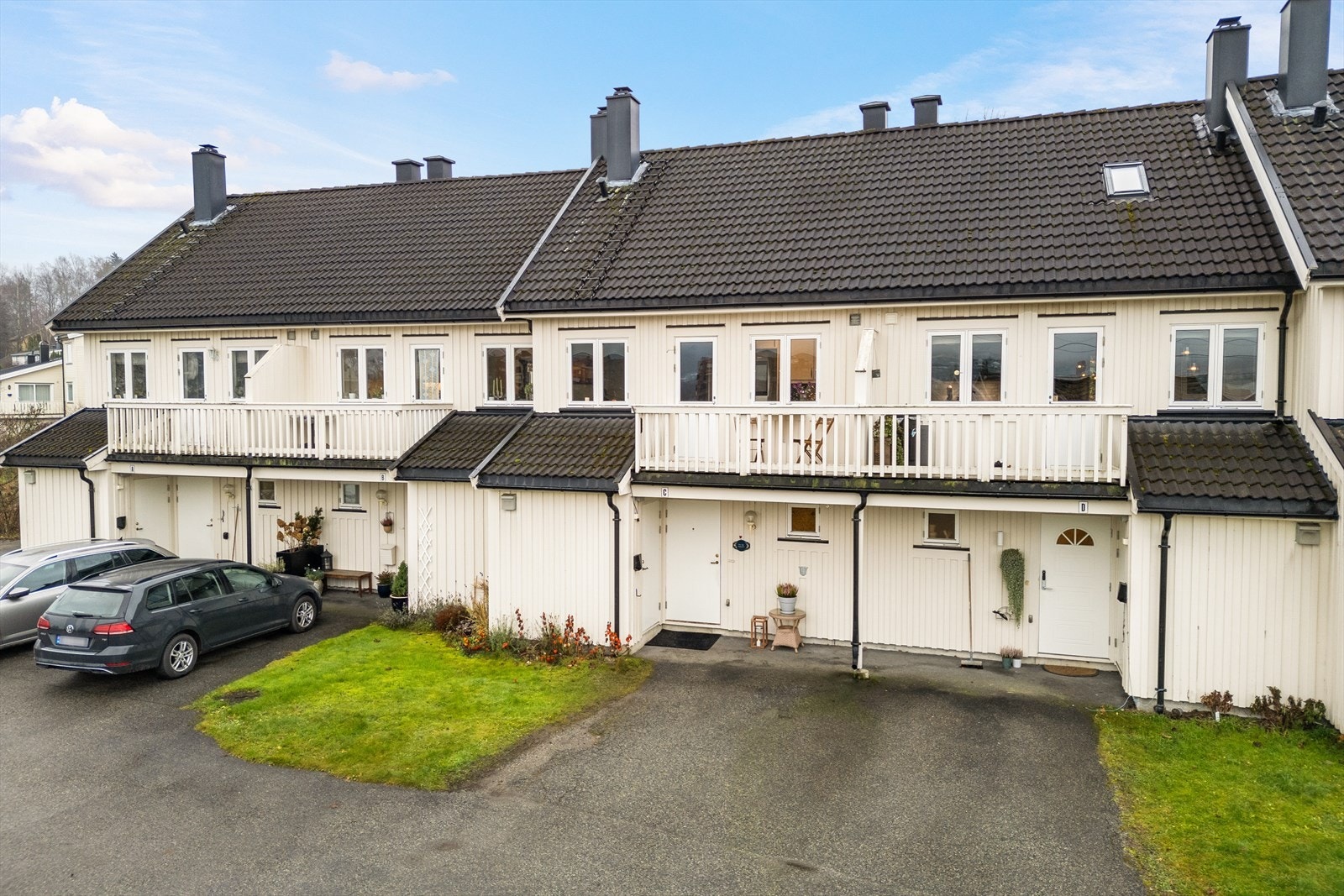 I tillegg er det utvendig sportsbod ved inngangspartiet. Velkommen til en hyggelig visning! Galleribilde