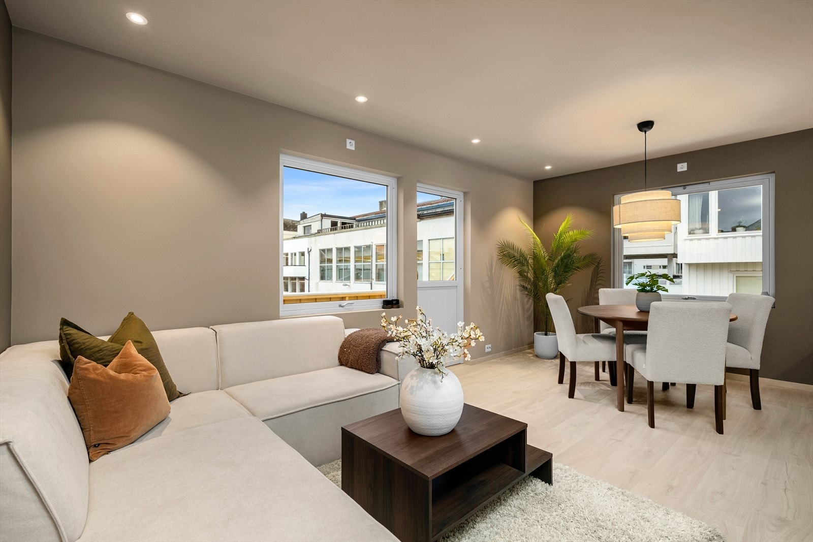 Din lokale eiendomsmegler Notar v/Anders Havneraas presenterer Fridtjof Nansens gt 5! Galleribilde