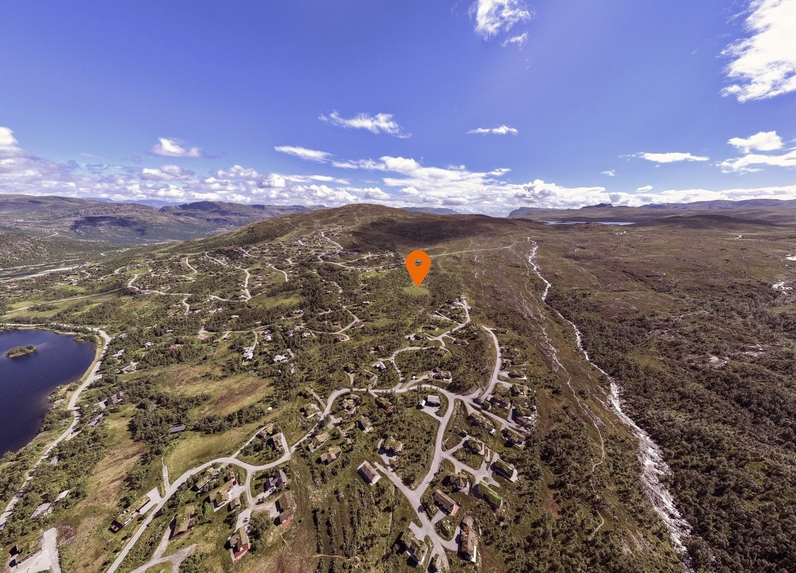 Fantastisk beliggenhet øverst i Børrelie sommer. Galleribilde