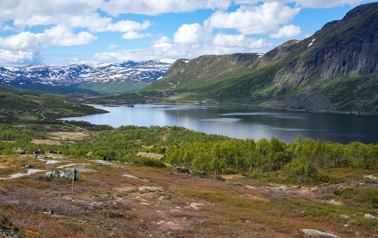 Nydelig utsikt og beliggenhet. Galleribilde