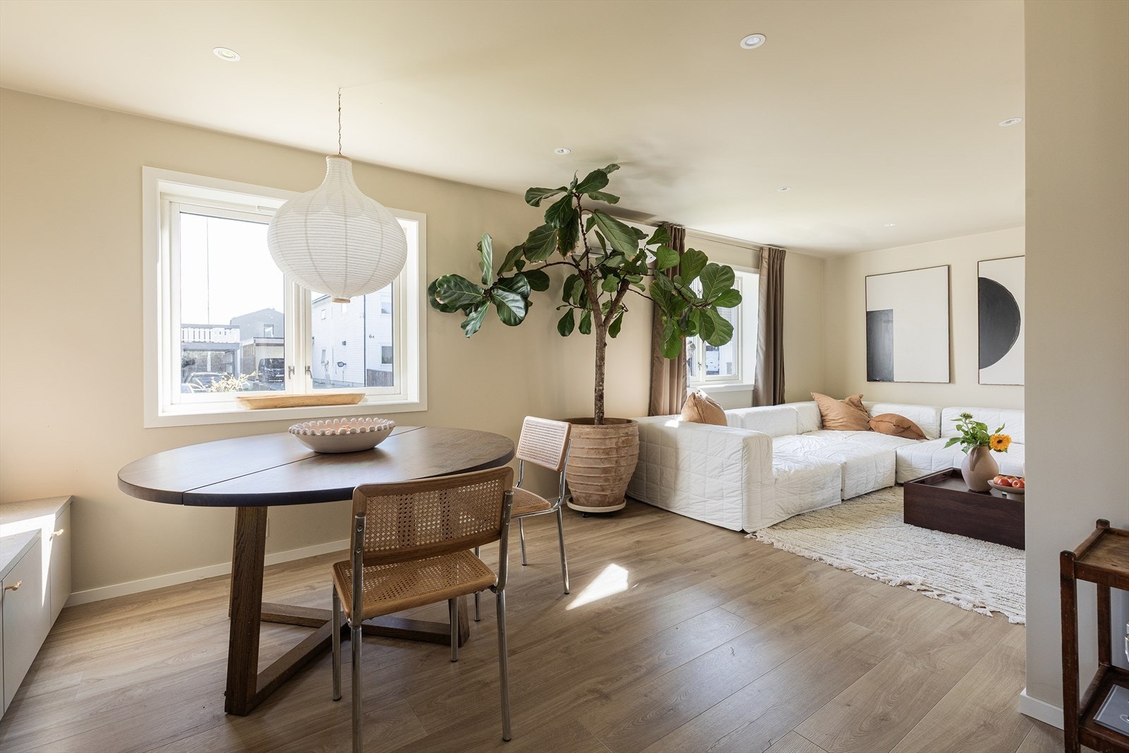 Det er montert varmepumpe på stuen. Galleribilde