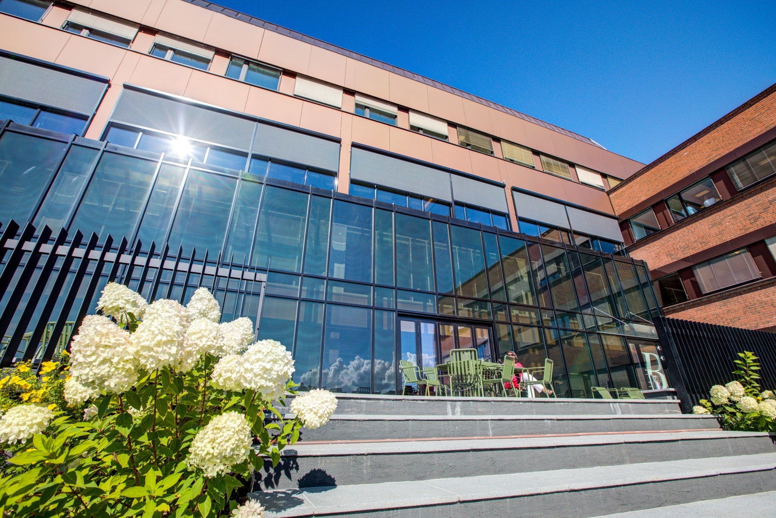 Førsteinntrykket er viktig - Velkommen til Billingstadsletta 19 Galleribilde