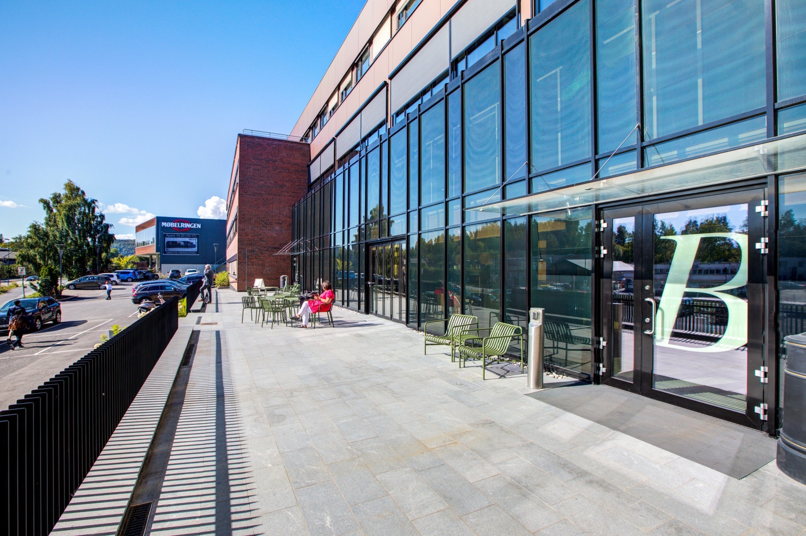 Hyggelig uteplass Galleribilde