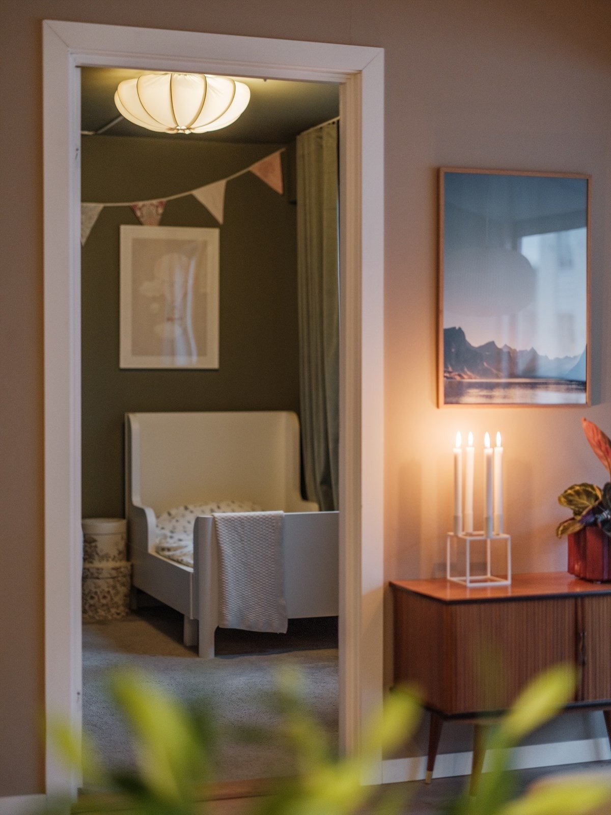 Dette rommet brukes i dag som barnerom, men passer også godt til kontor og gjesterom. Galleribilde