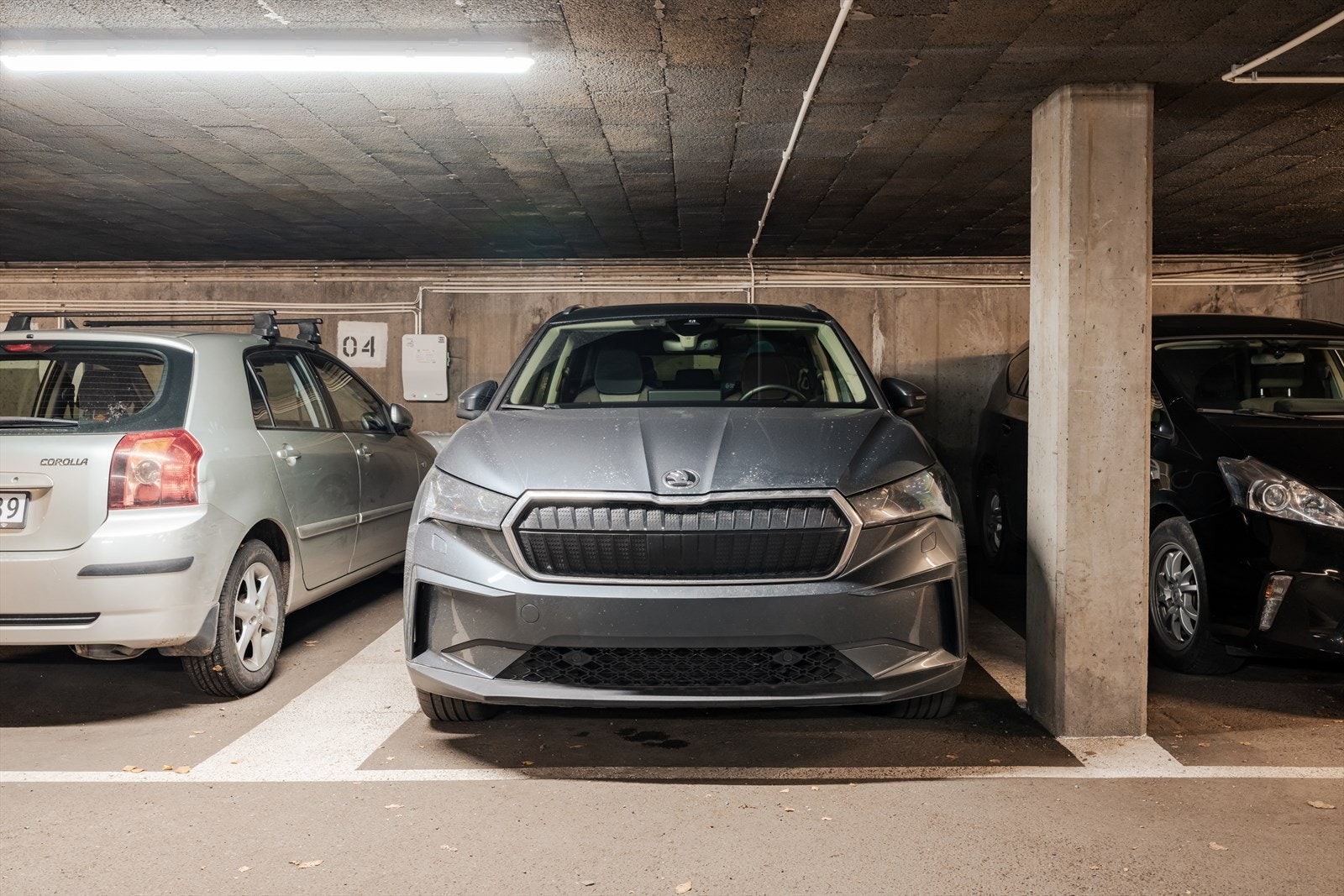 Det medfølger en garasjeplass i kjelleren med lader til EL-bil. Galleribilde