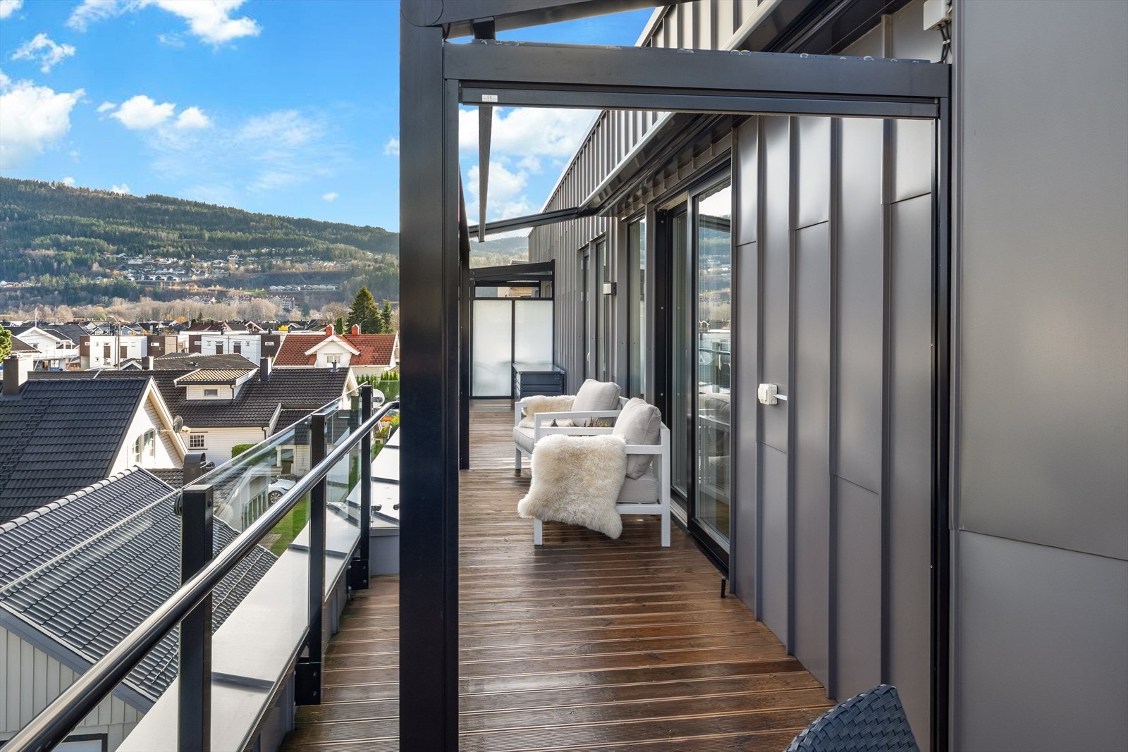 Inntrukket terrasse på ca 25 kvm Galleribilde