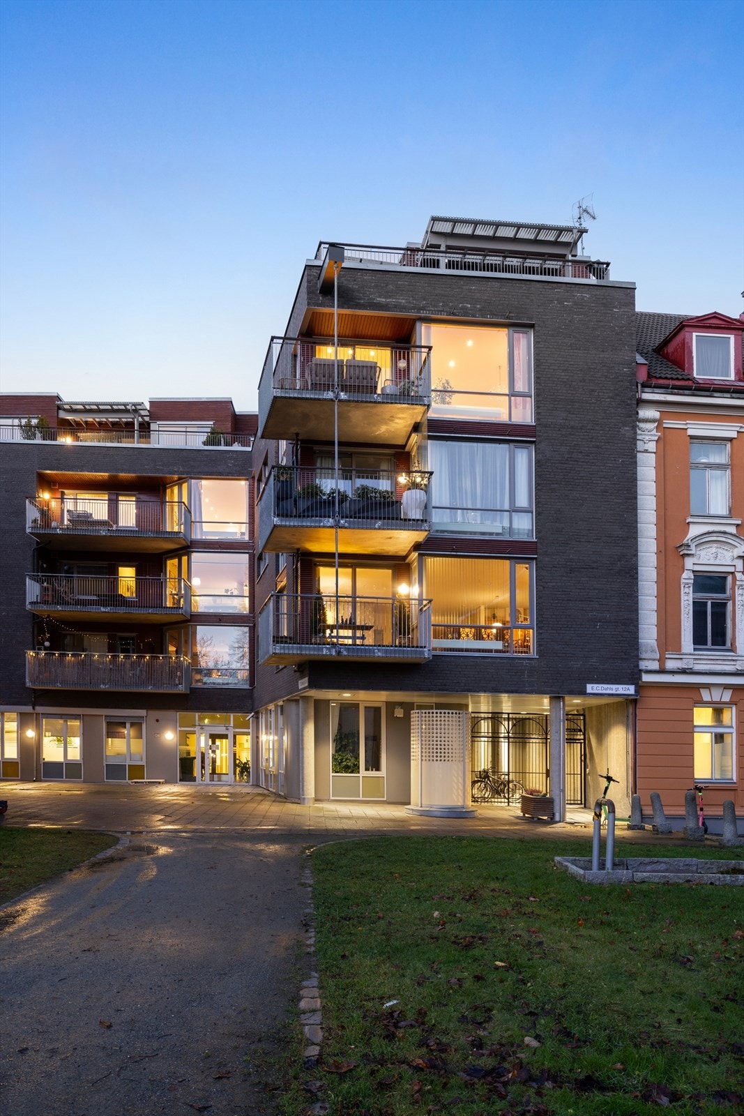 Sameiet E.C Dahls gate 12 består av 32 seksjoner. Galleribilde