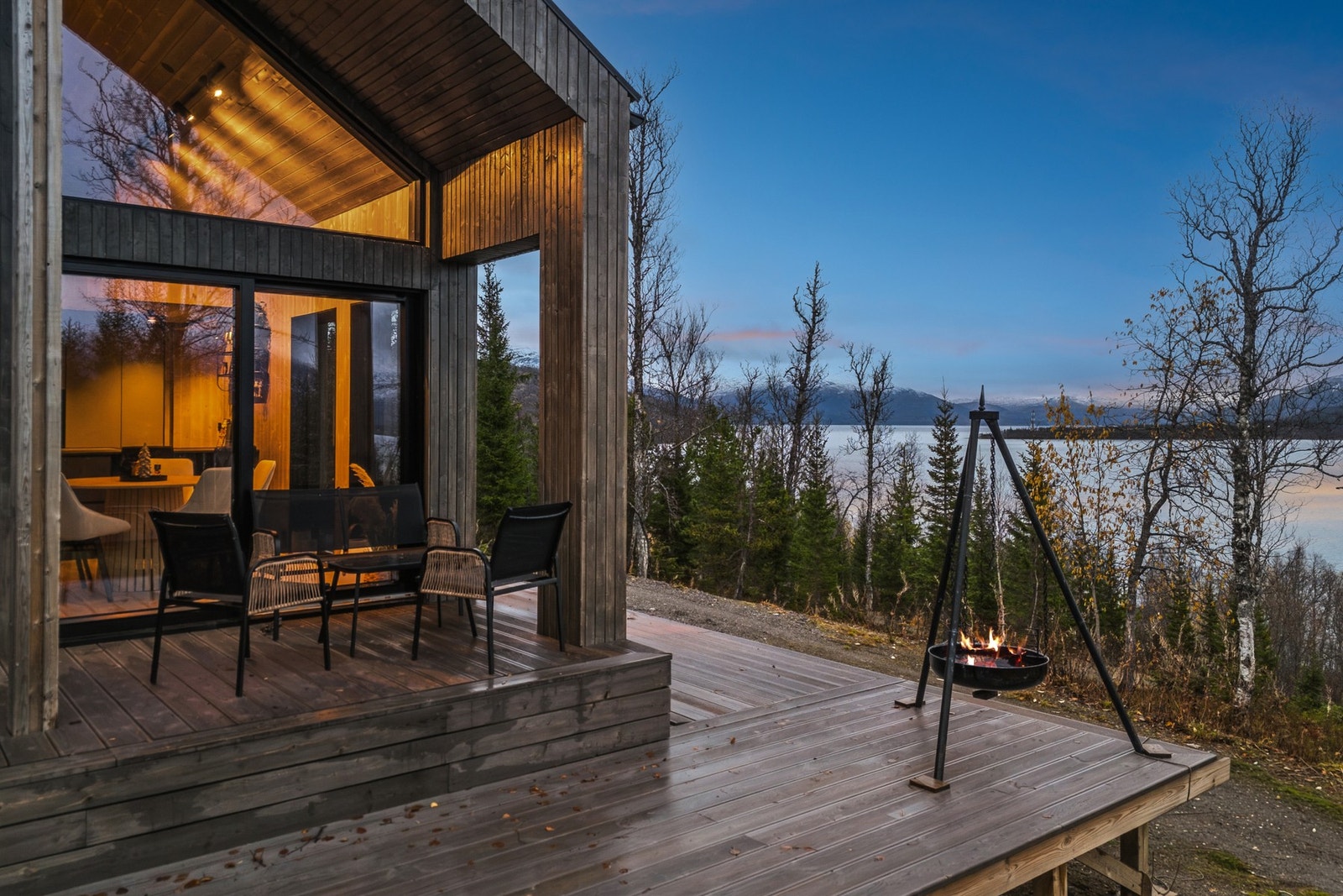 Her kan du samle familie og venner til gode samtaler rundt bålpannen. Galleribilde