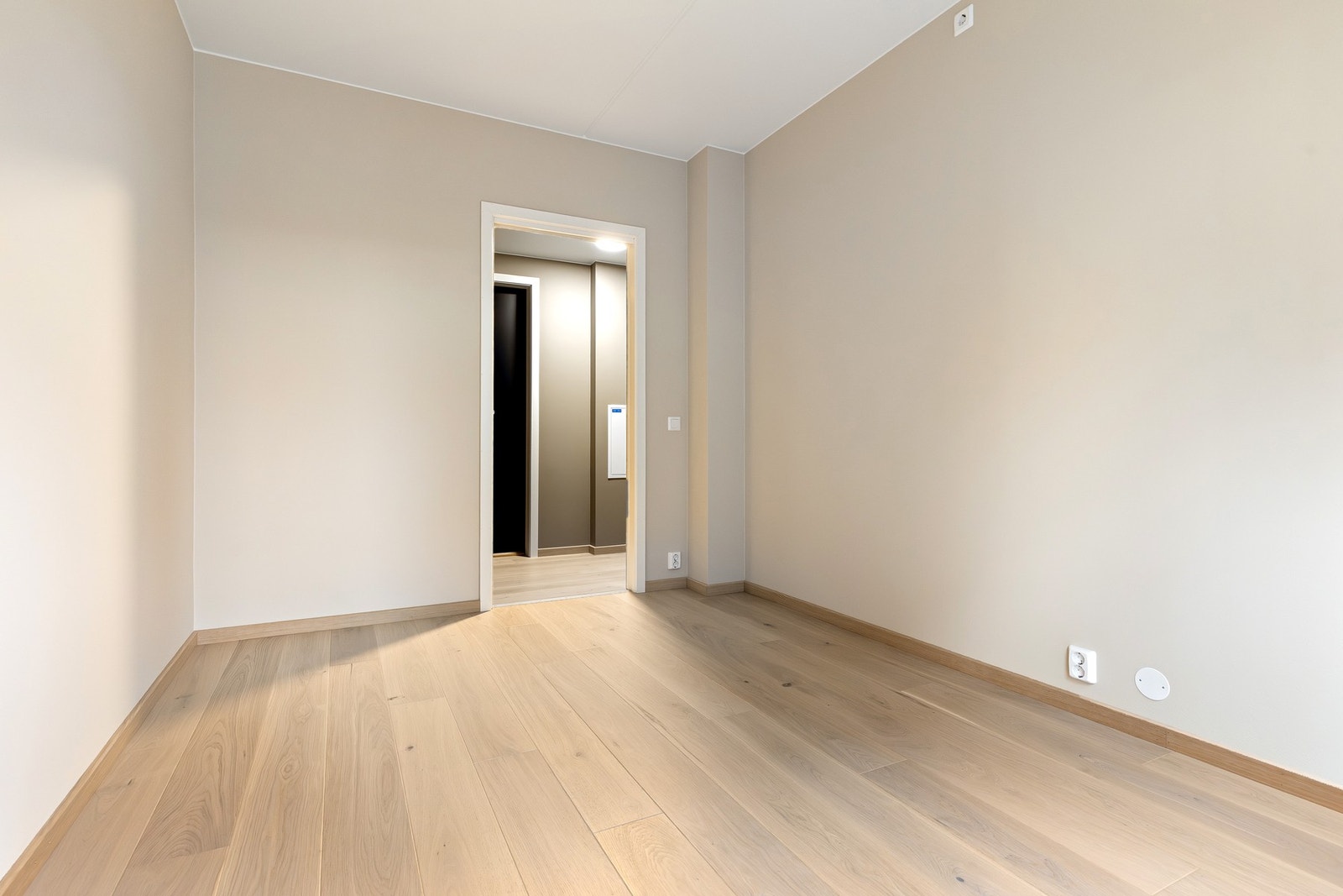 A-konto fjernvarme, varmtvann og tv/internett er inkludert i felleskostnadene. Galleribilde