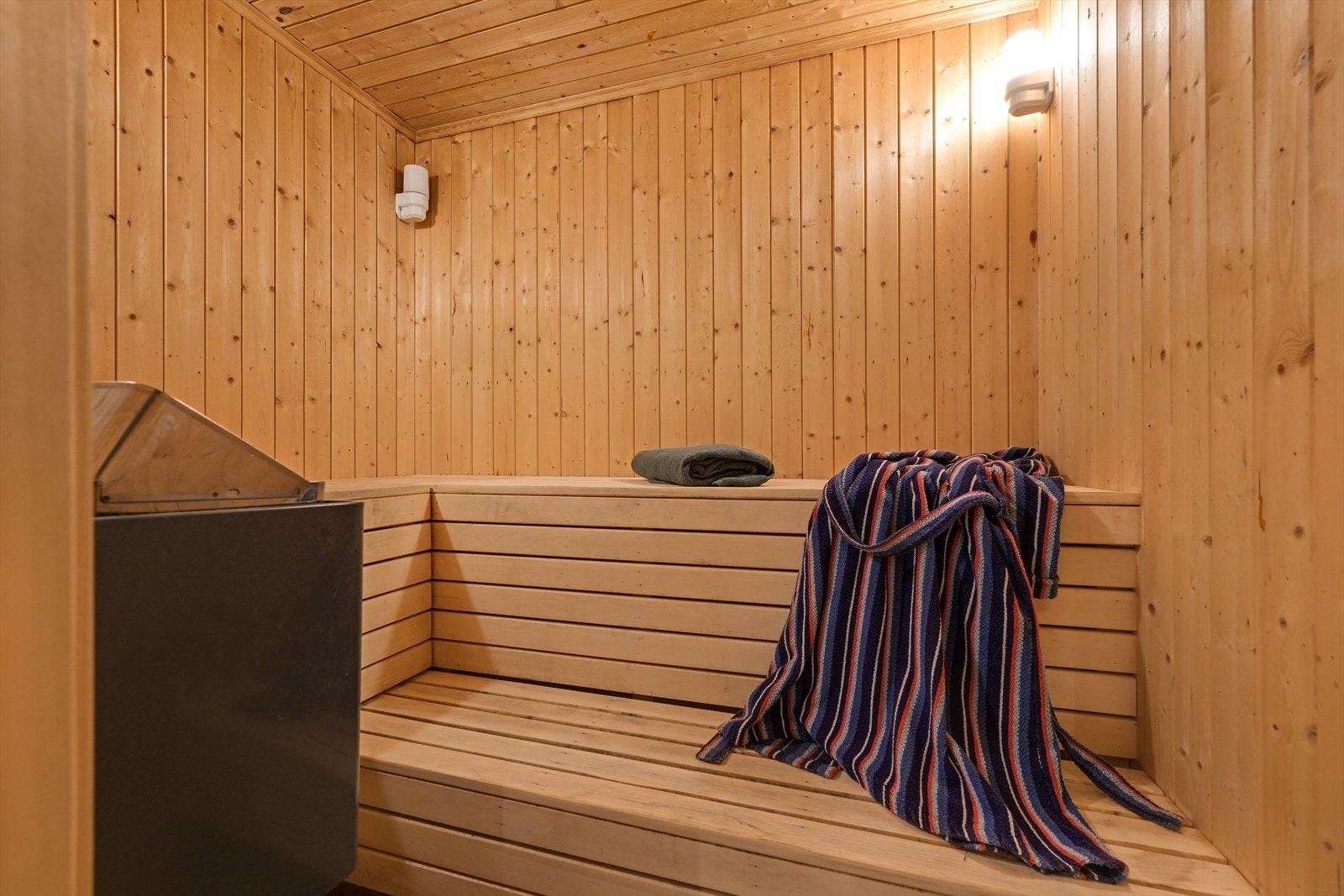 Badstue i forbindelse med badet. Galleribilde