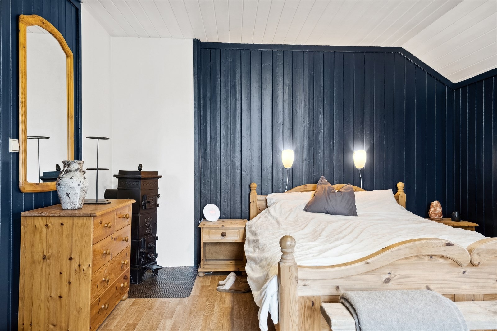 Det er i dag to rom som er benyttet som soverom. Galleribilde