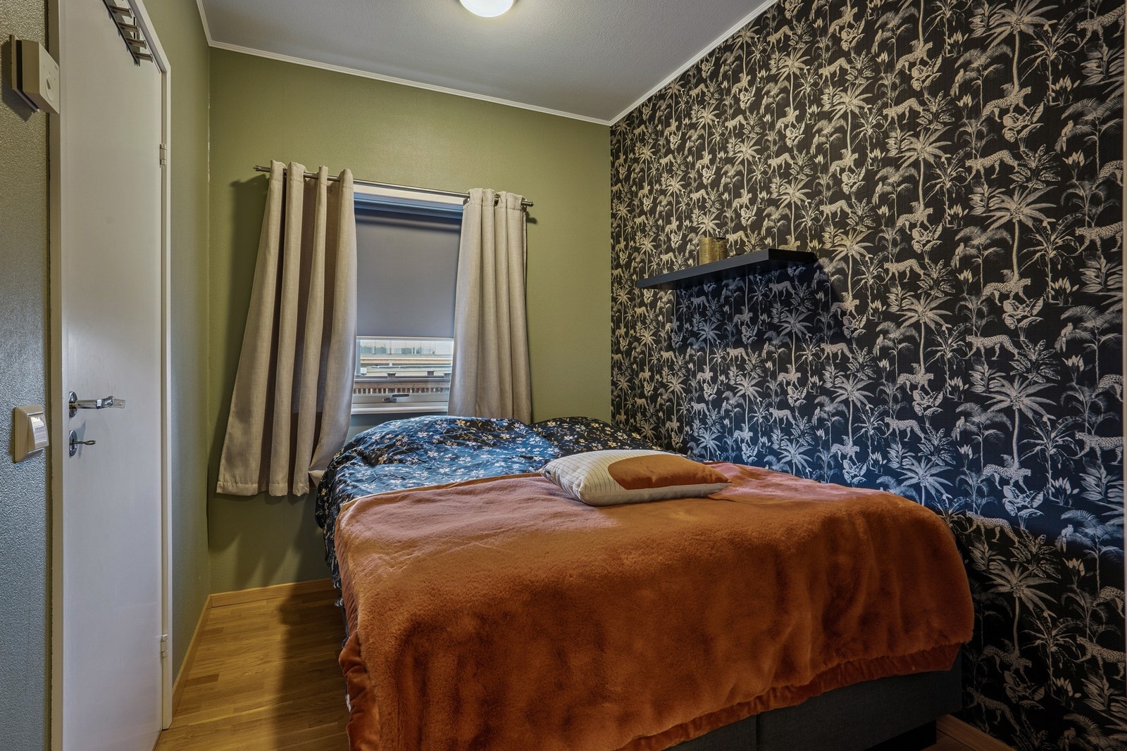 Soverom 2 av 2. Galleribilde