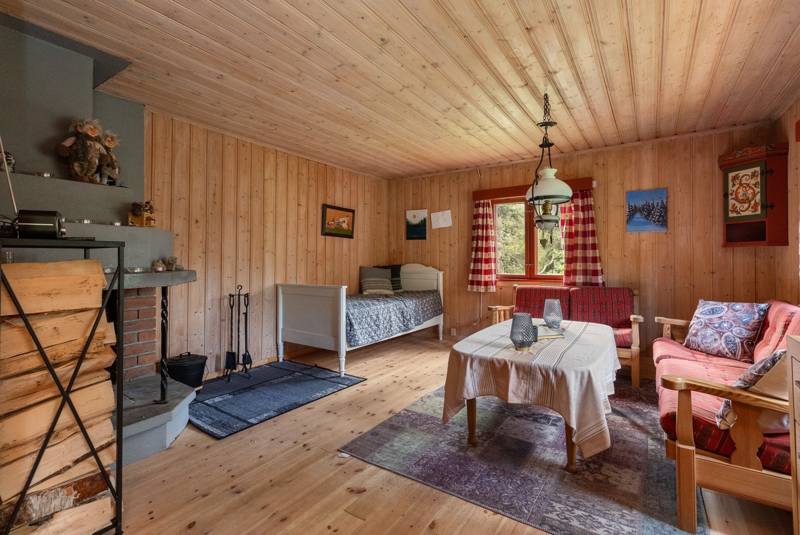 Trehvite overflater Galleribilde