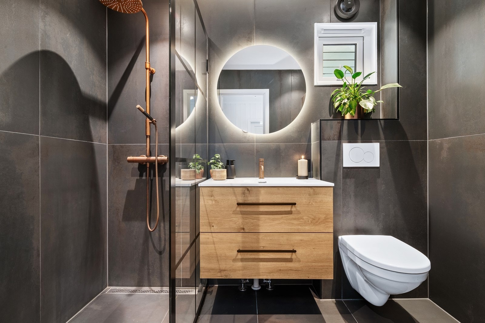 Meget moderne og stilrent bad! Galleribilde