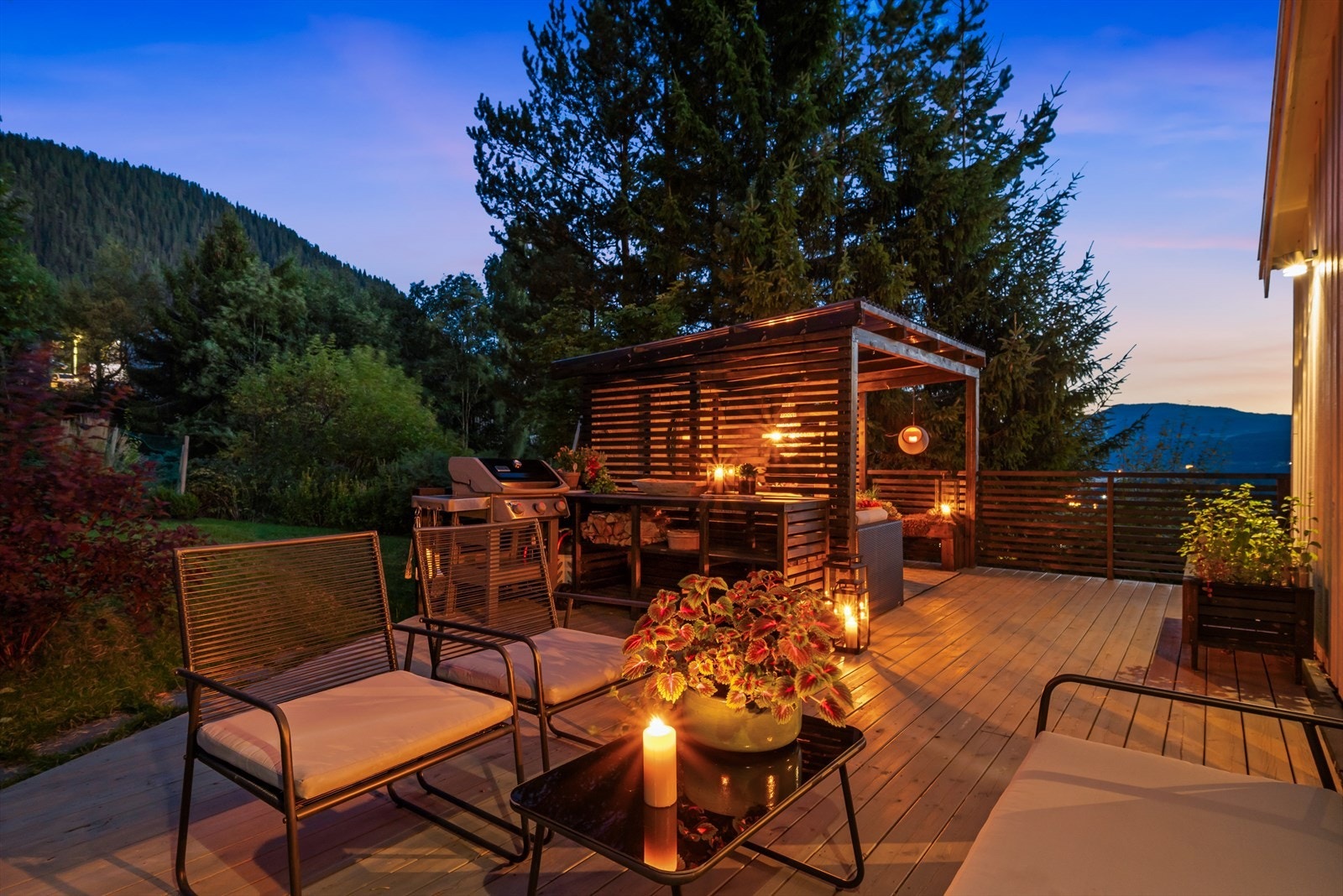 Her kan man senke roen og nyte fine uteområder Galleribilde