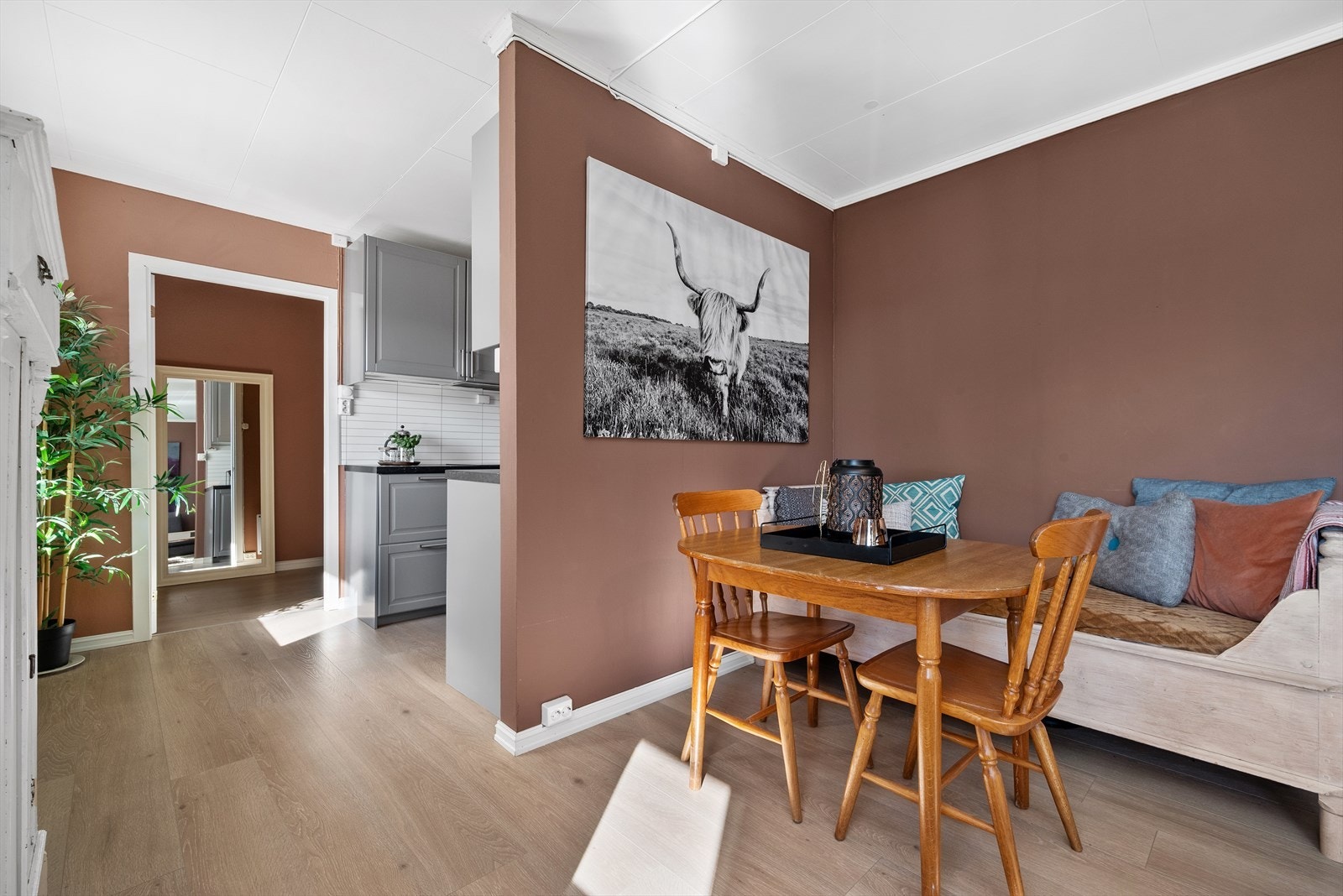 Naturlige soner i sokkel Galleribilde