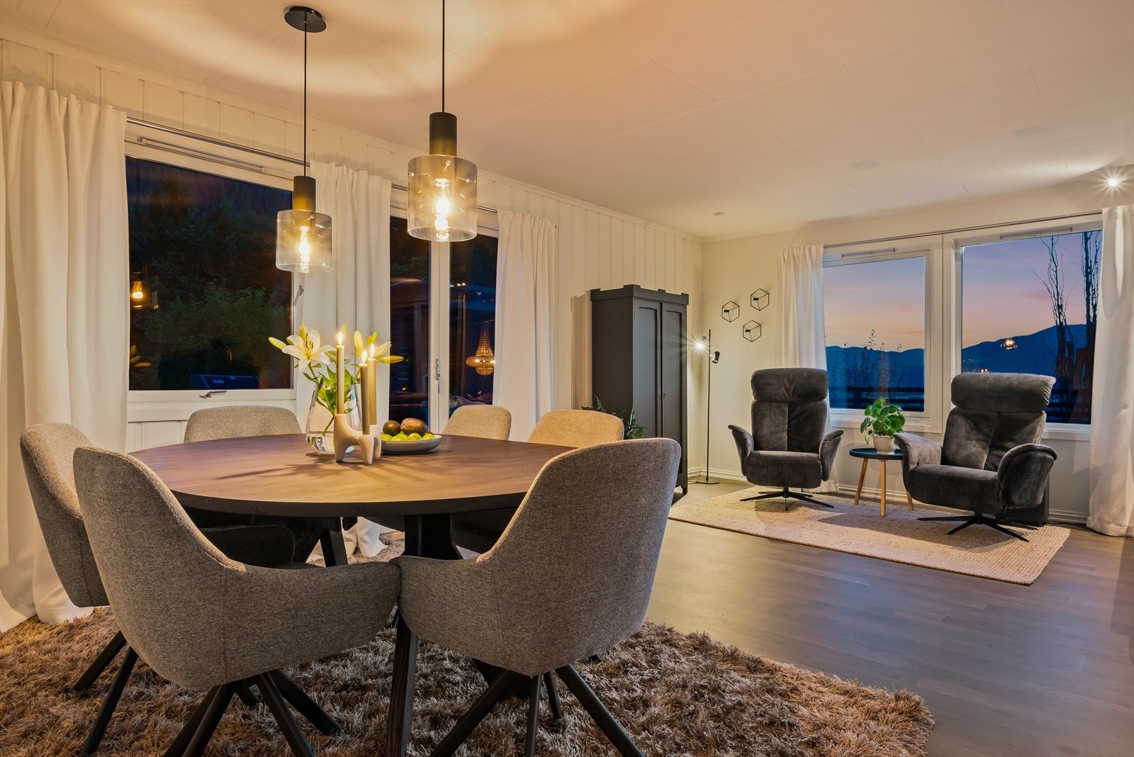 Stuedelen er meget romslig og på hele 38,5 kvm! Galleribilde