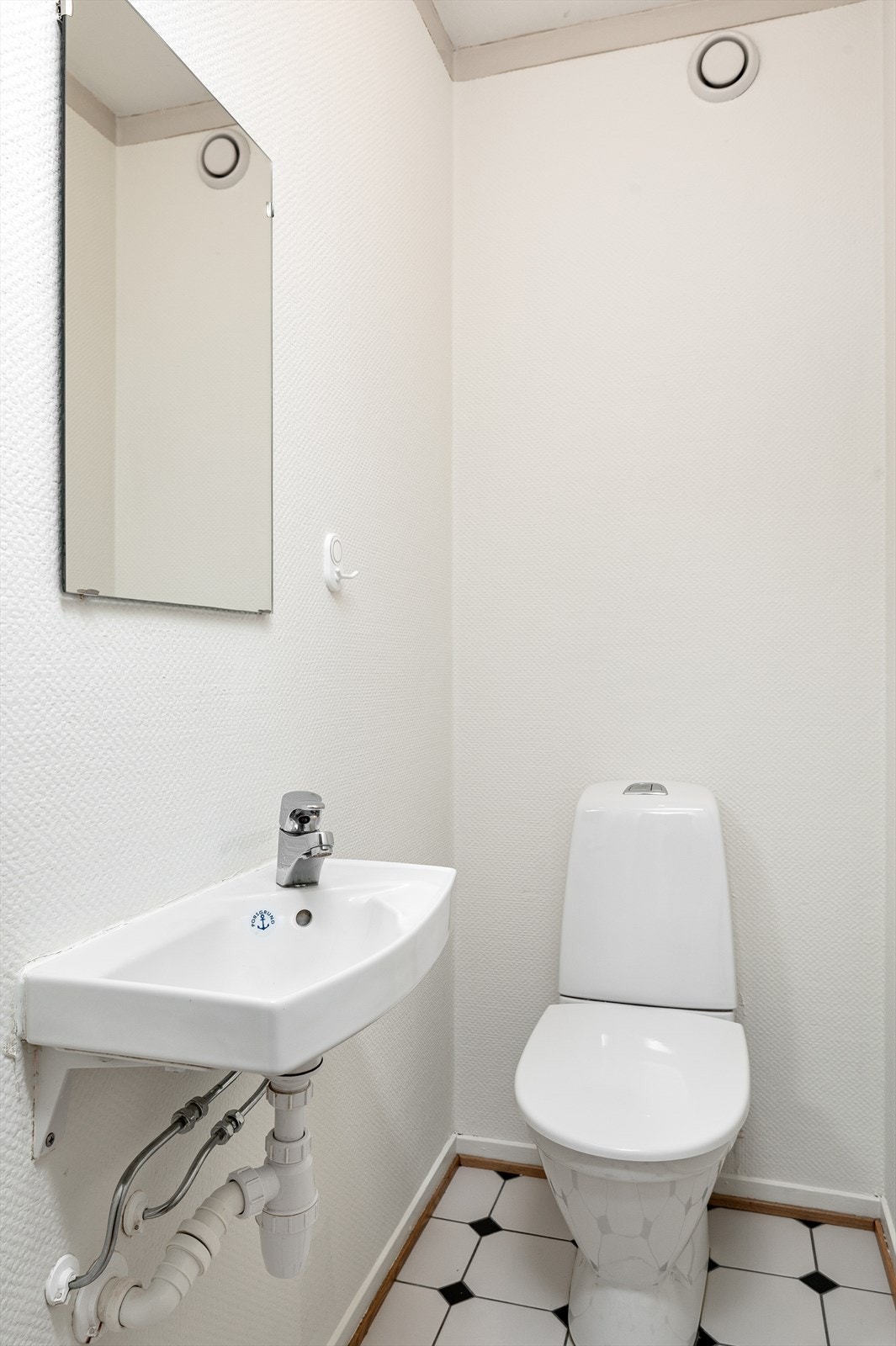 Toalett Galleribilde