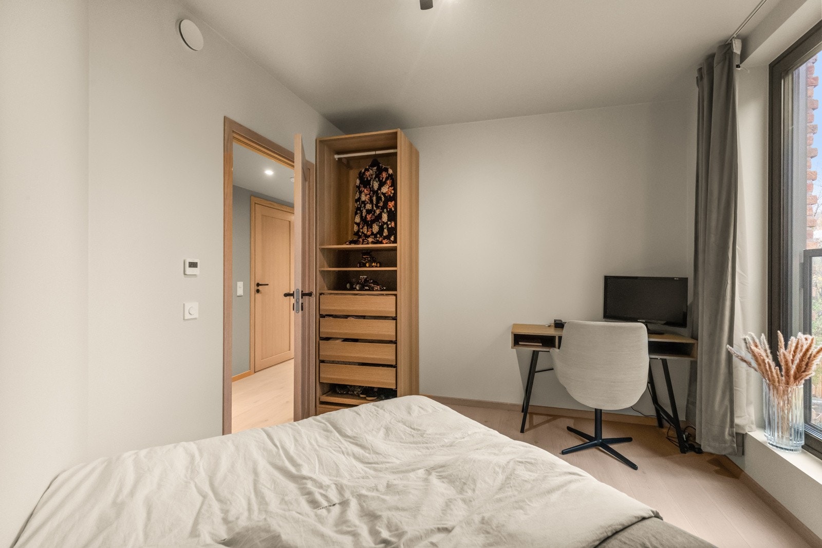 De øvrige soverommene har god størrelse og fleksibel bruk - enten som barnerom, gjesterom eller hjemmekontor. Galleribilde