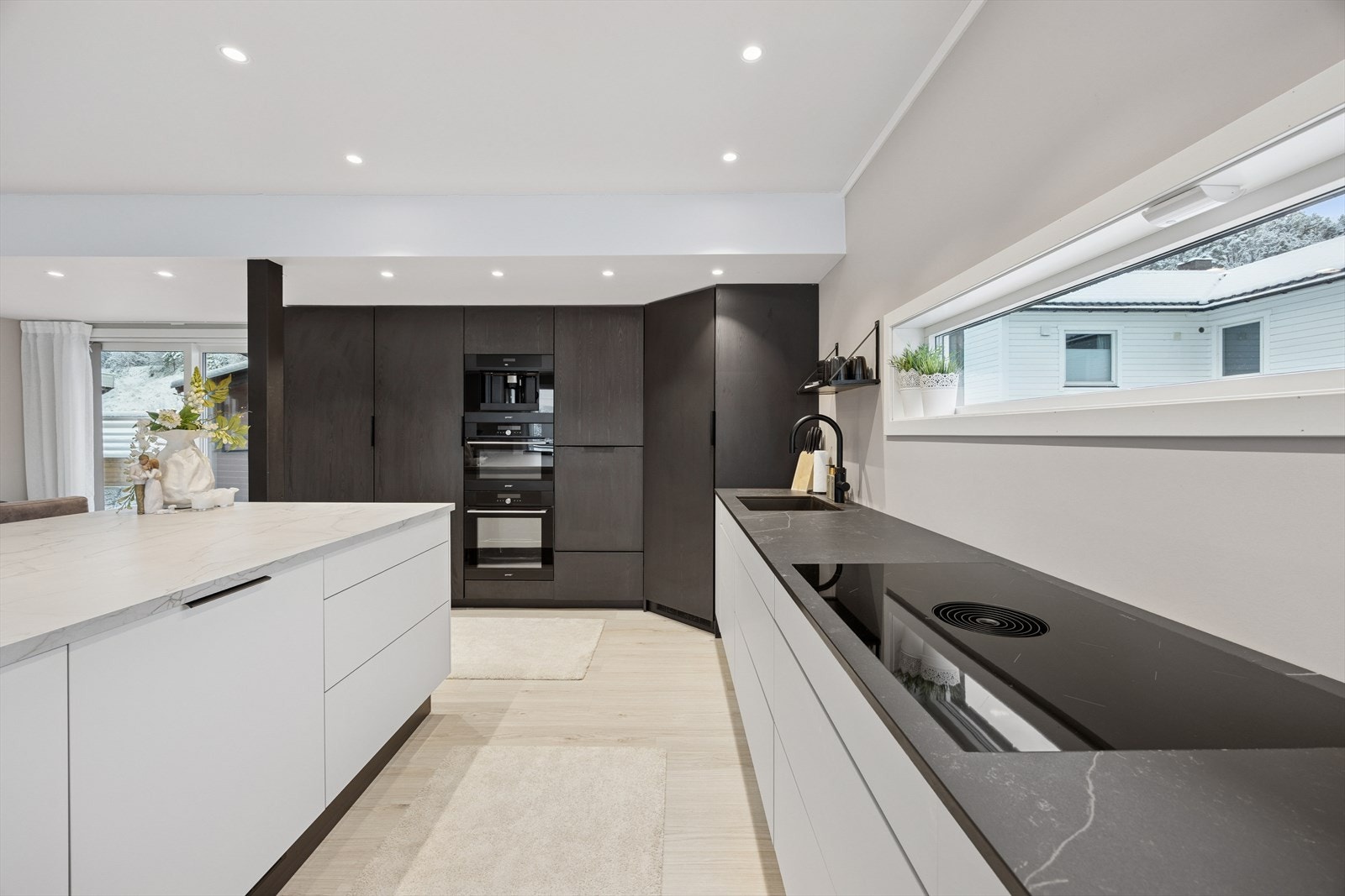 Kjøkkenet ble installert i 2022. Galleribilde