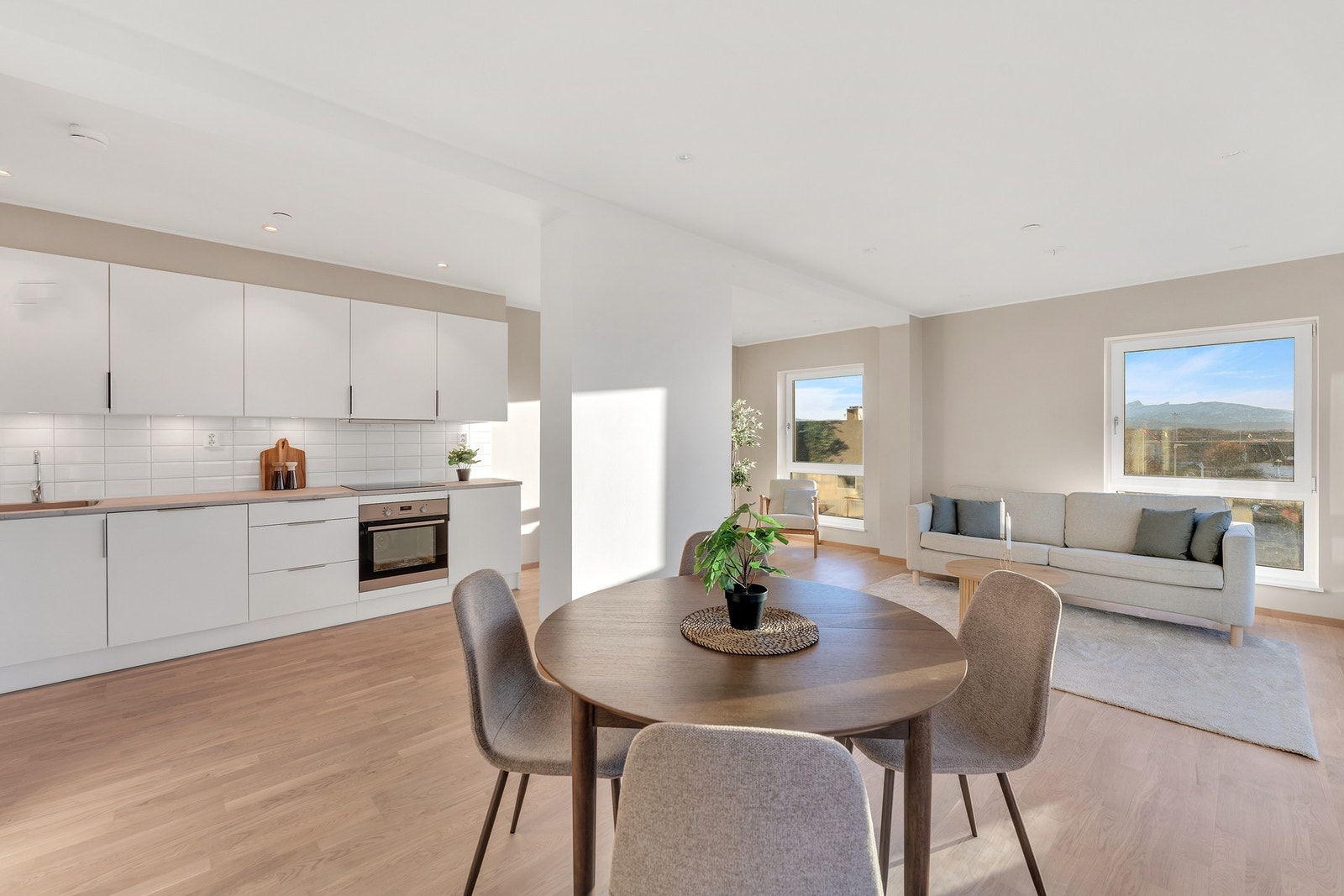 Lekker og romslig 3-roms leilighet med høy standard. Galleribilde