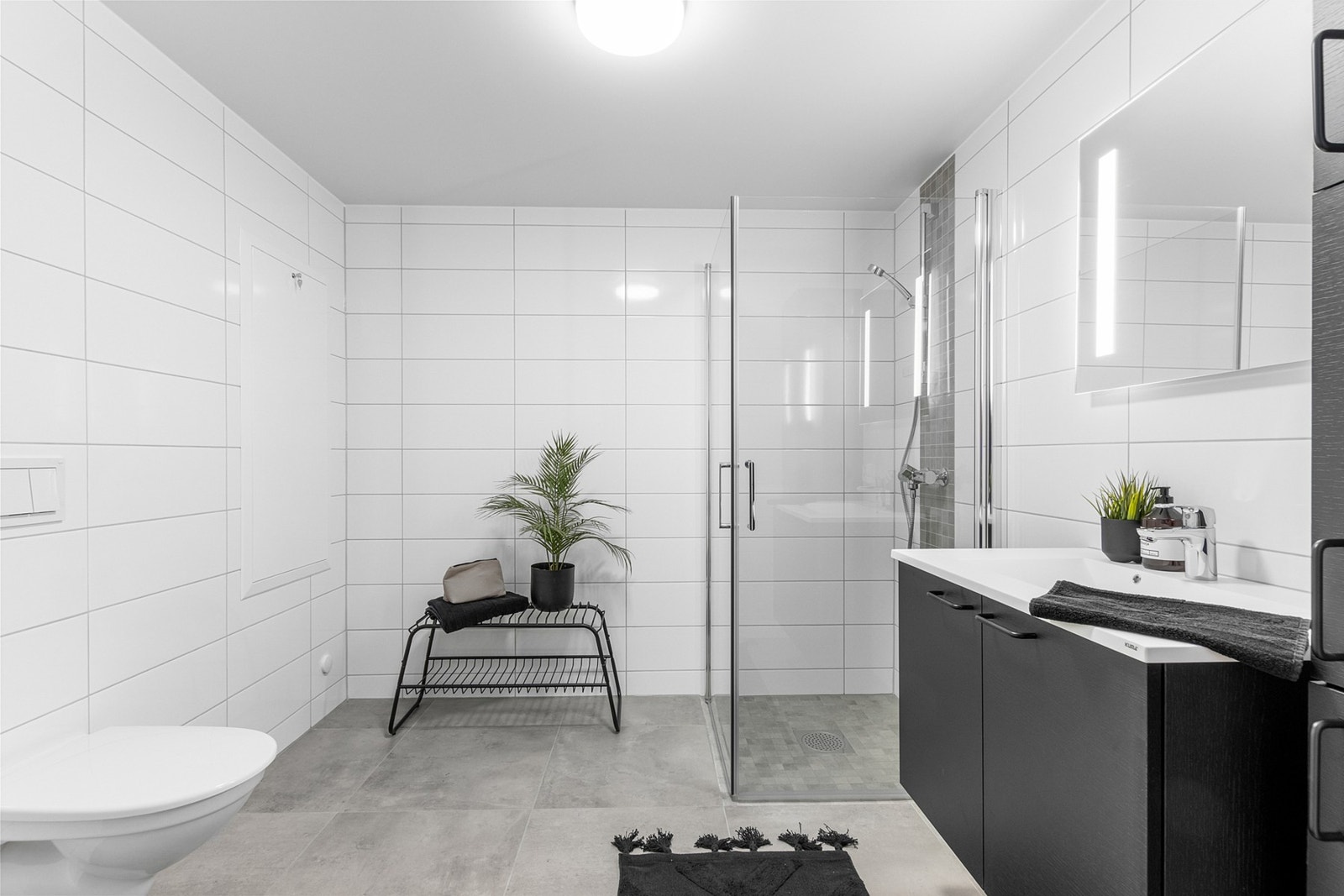 Flislagt bad. Galleribilde