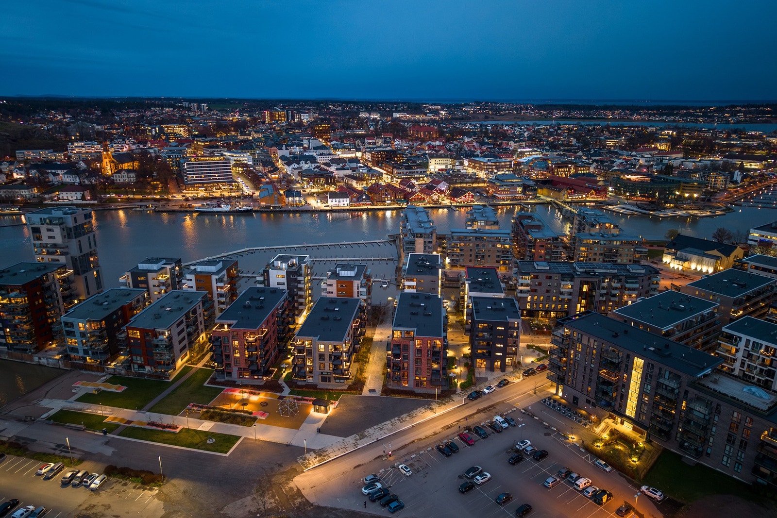 EIE eiendomsmegling v/Robert Hoff ønsker velkommen til nyere og lekre leiligheten i Rambergveien 45D. Foto: Bjørn Kjærra Galleribilde