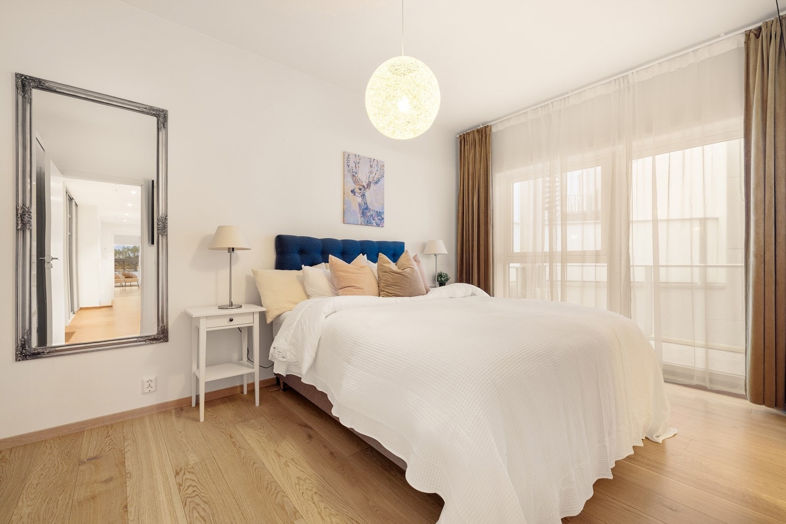 Leiligheten har 2 gode soverom som måler hhv. 13,9kvm og 8kvm. Galleribilde