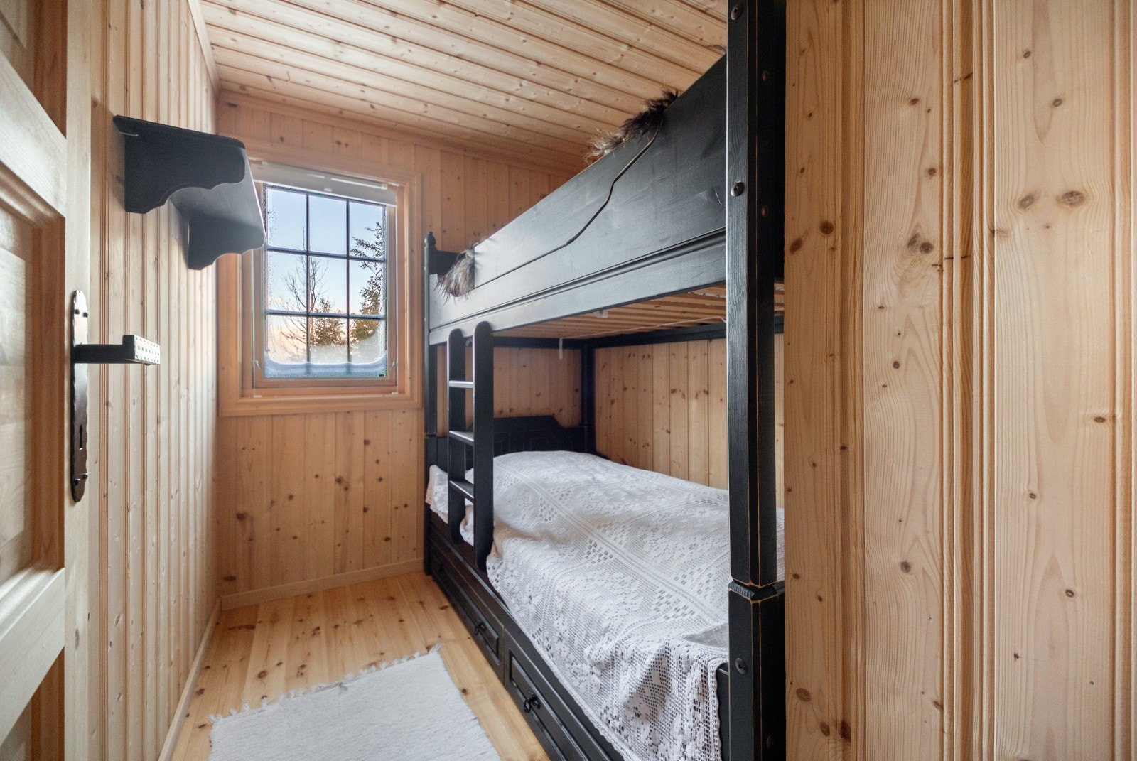 Det andre soverommet er noe mindre og er innredet med en enkel køyeseng. Galleribilde