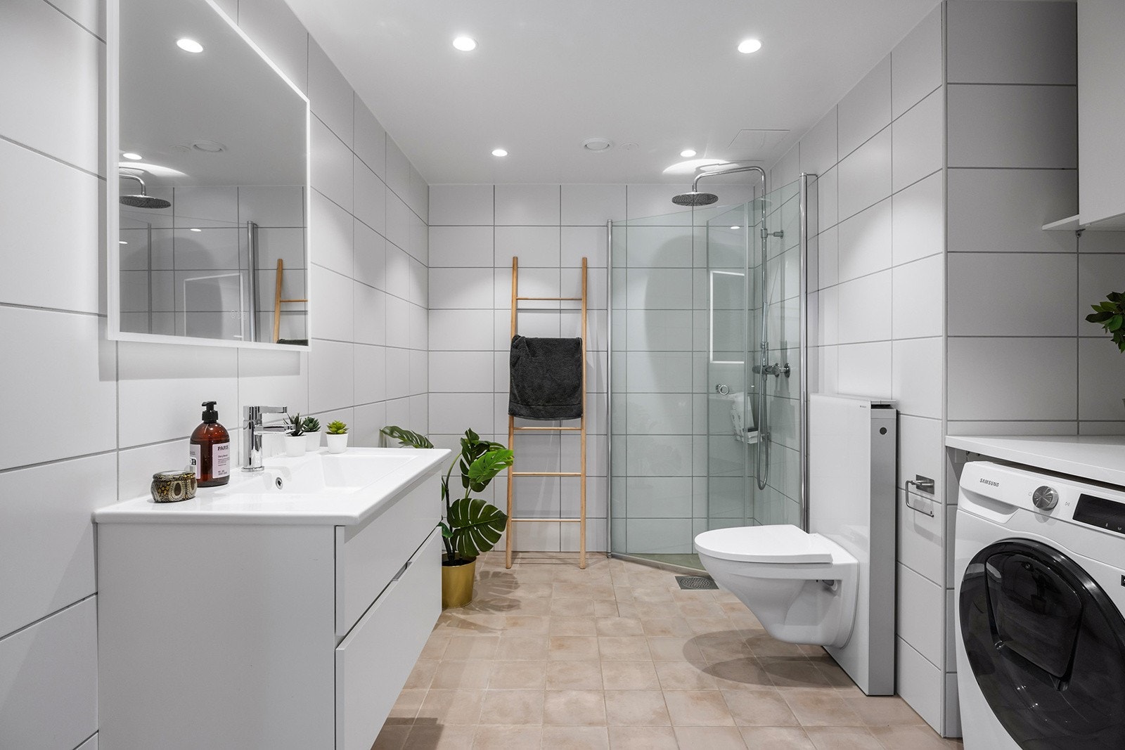 Opplegg til vaskemaskin. Galleribilde