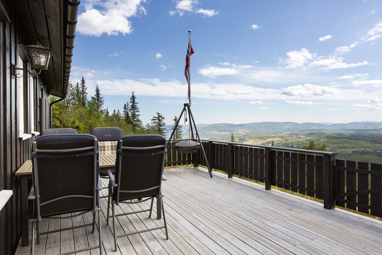 Velkommen til Sætervegen 57 i Fjellsbygda! Fotograf: Ingvild Sveen Joplassen. Galleribilde