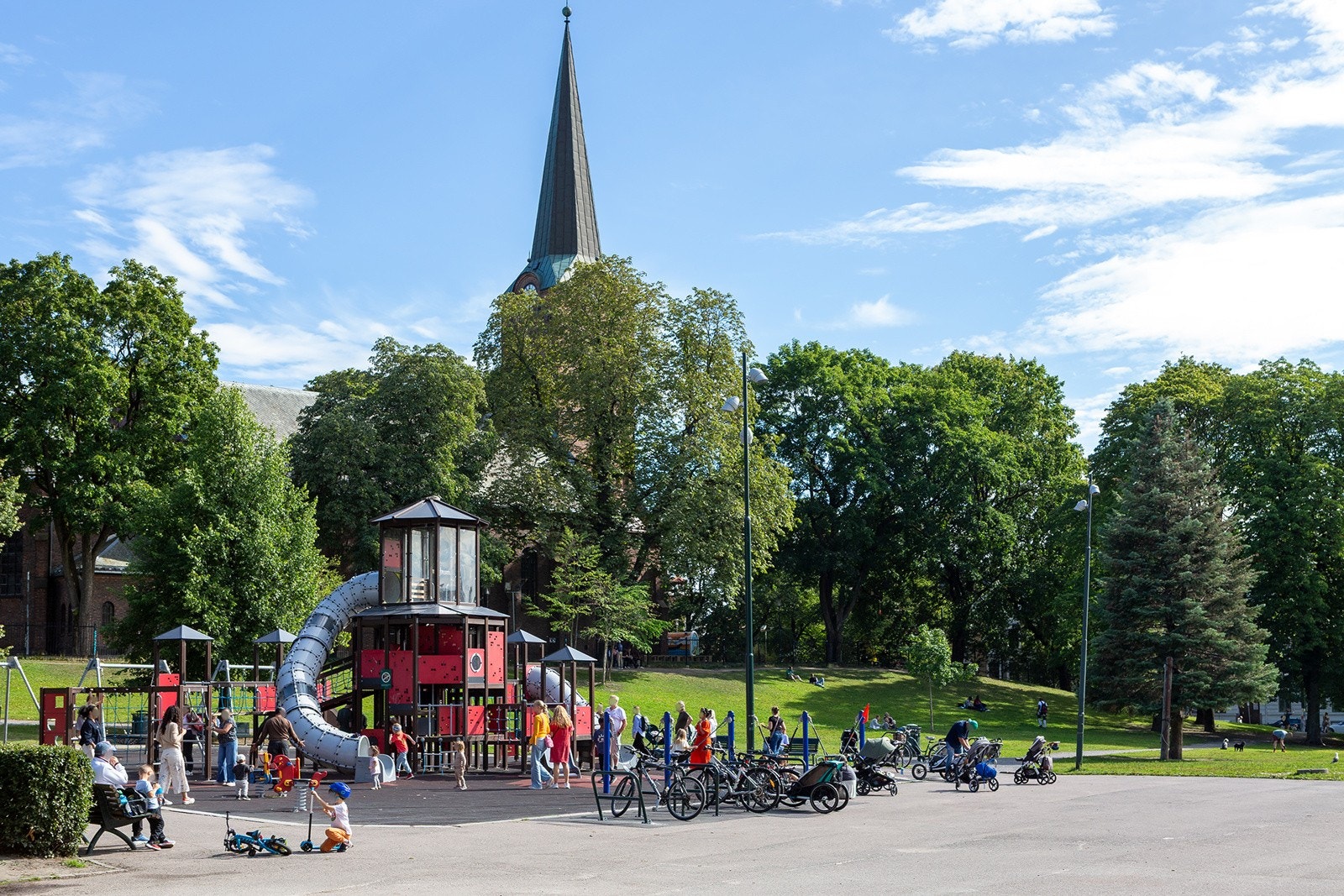 Sofienbergparken-lekeplass-1_082025_CS Galleribilde