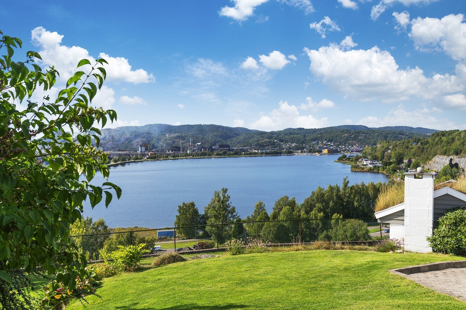 Solrik og usjenert beliggenhet Galleribilde