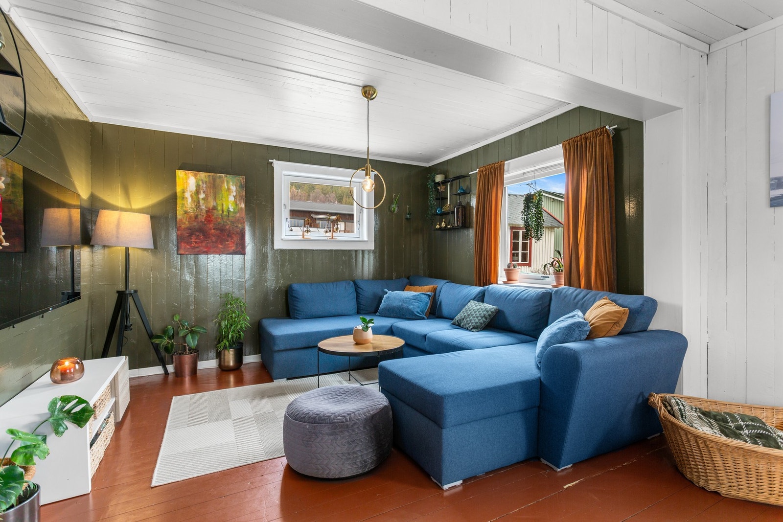 Stue/spisestue. Galleribilde