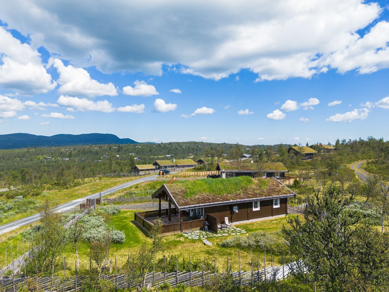 Her er det god plass mellom hyttene, stille og fredelig. Galleribilde