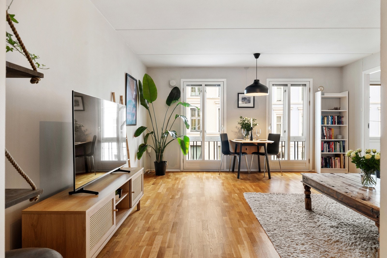 Velkommen til Thorvald Meyers gate 41 - Presentert av Jørgen Ek v/PrivatMegleren Dyve & Partnere. Galleribilde