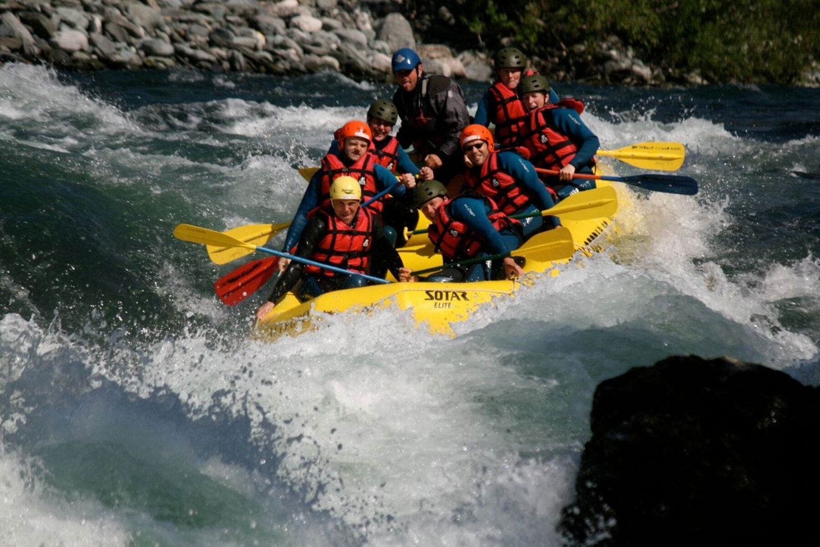 Fra Oppdal er det kort vei til rafting i Driva Galleribilde