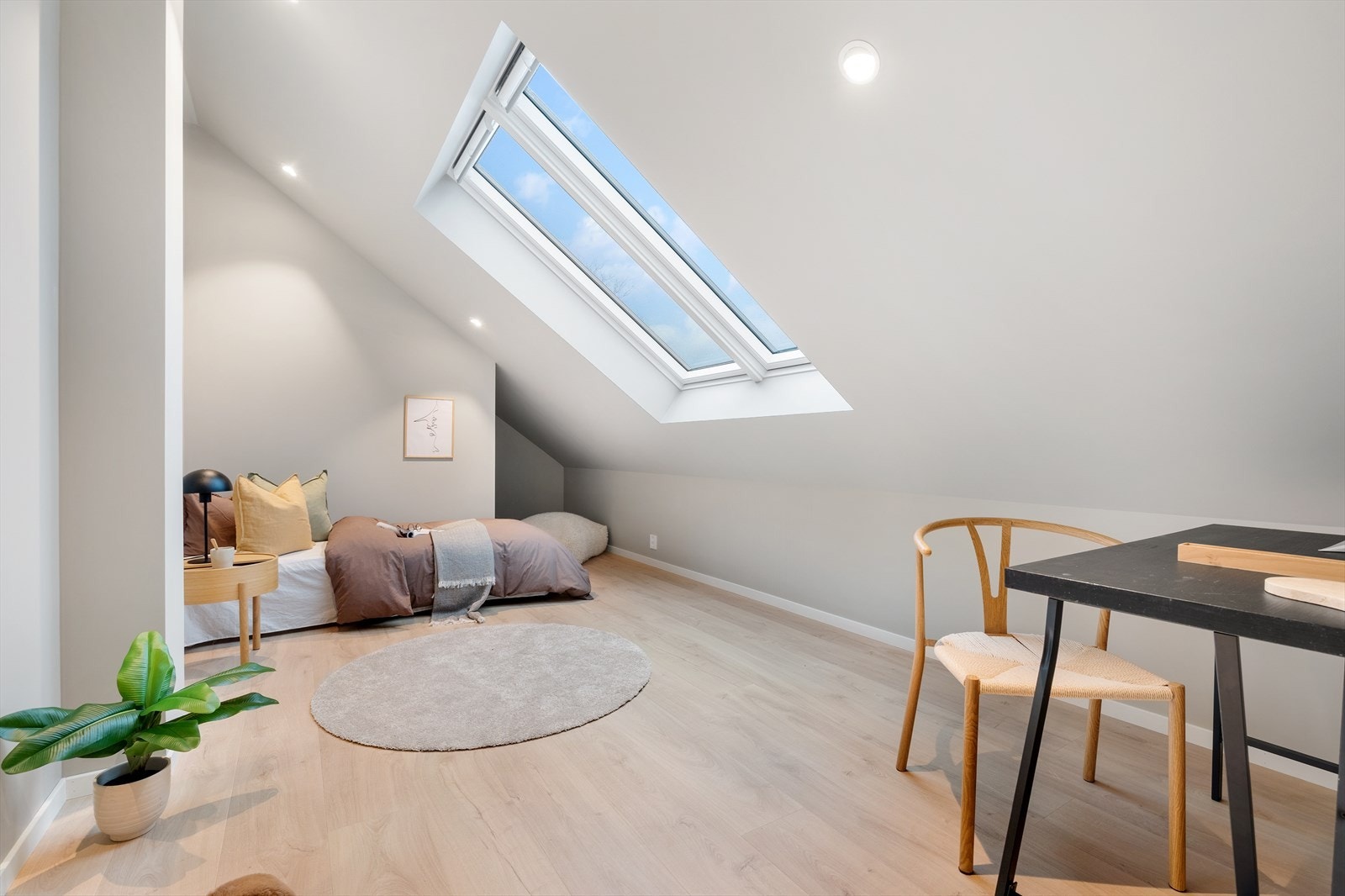 Soverom 2 er også av god størrelse. Galleribilde