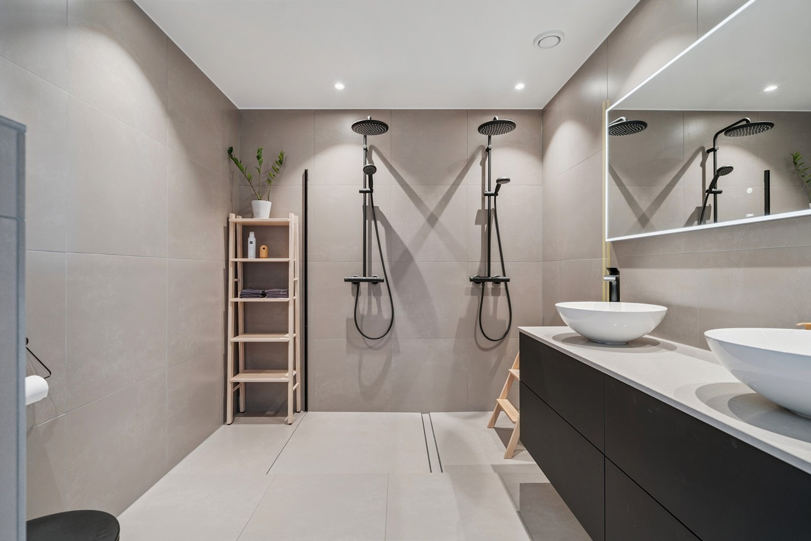 Bad i førsteetasjen Galleribilde